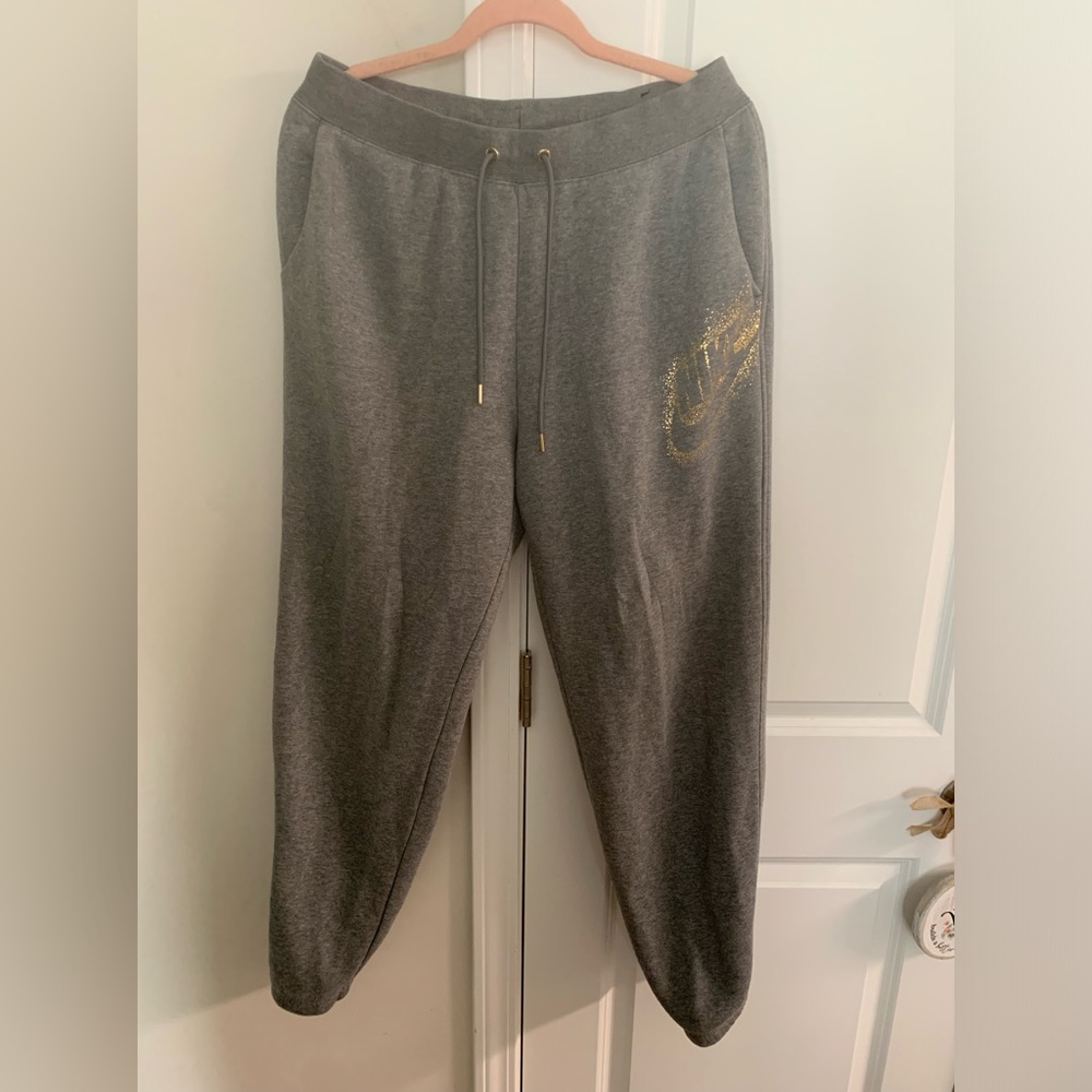 Nike Sweatpants Size L
